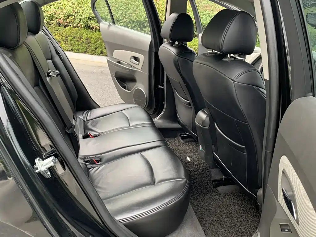 CHEVROLET CRUZE 2012
