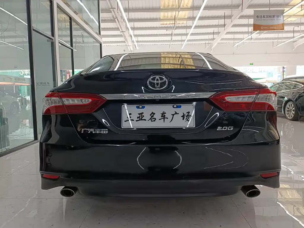 TOYOTA CAMRY 2020