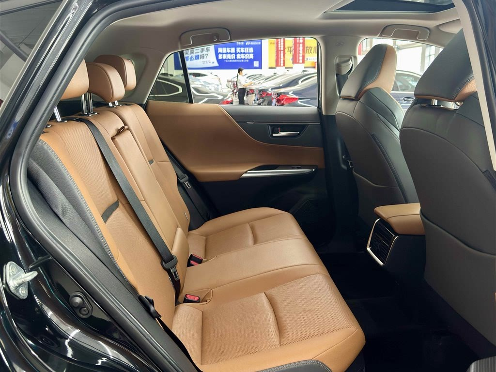 TOYOTA VENZA 2023