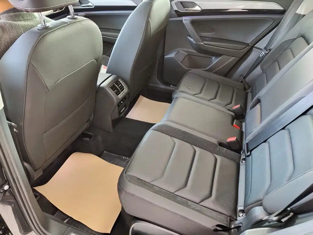 VOLKSWAGEN TAYRON 2021