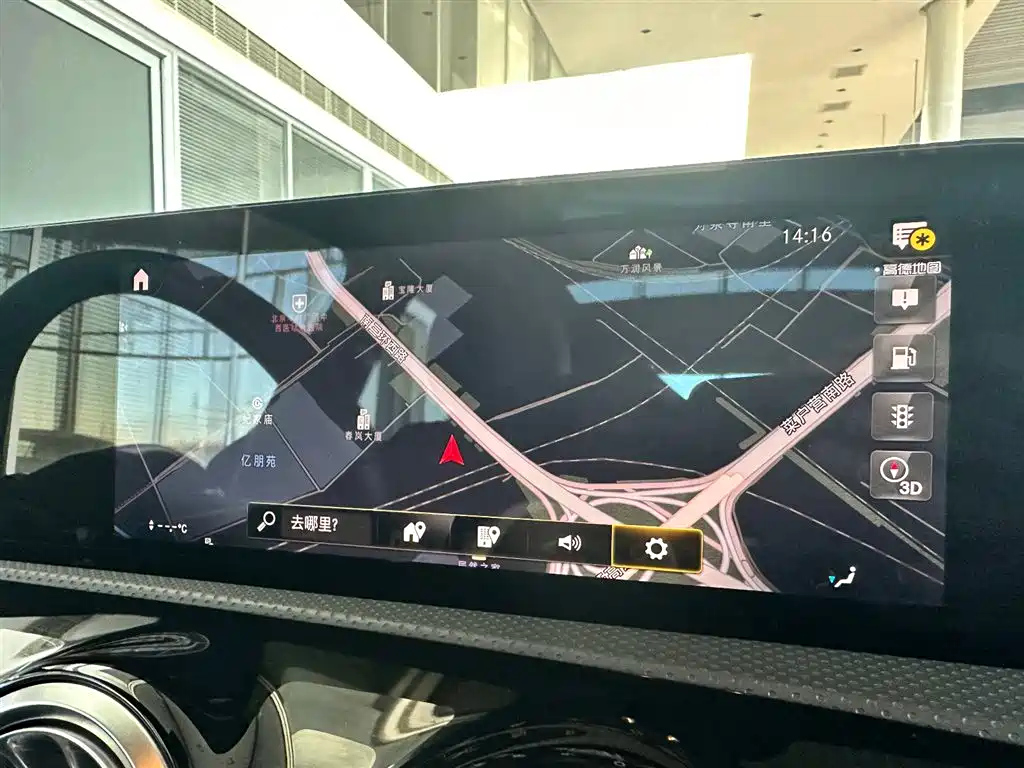 MERCEDES BENZ A-CLASS 2022