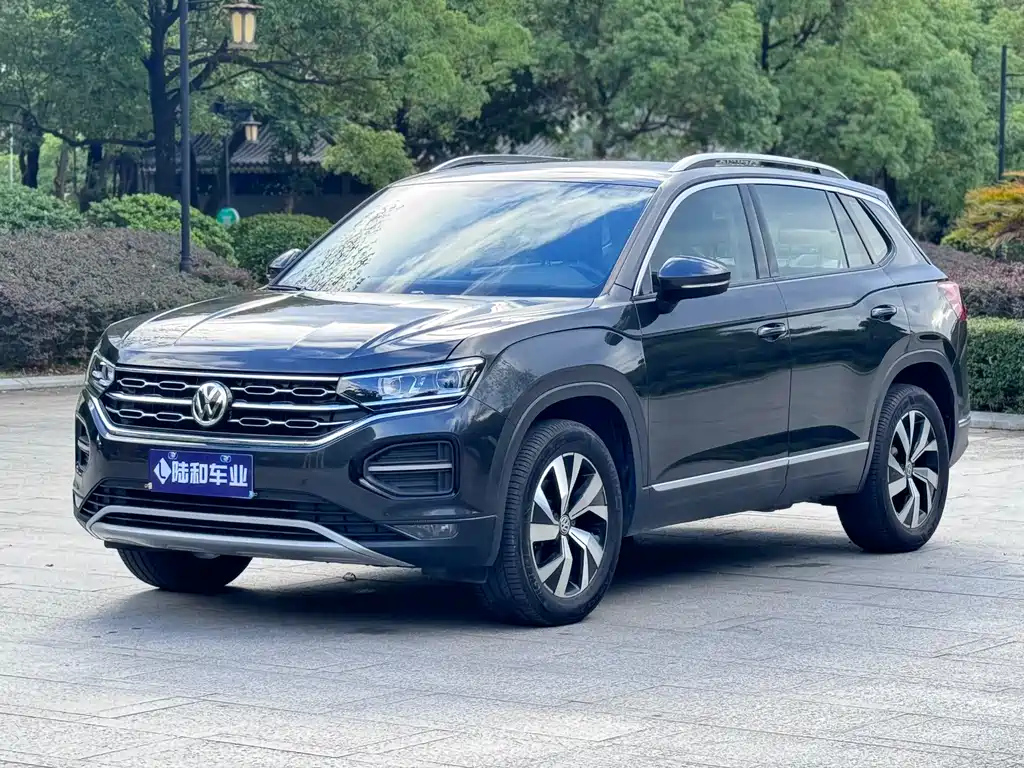 VOLKSWAGEN TAYRON 2019