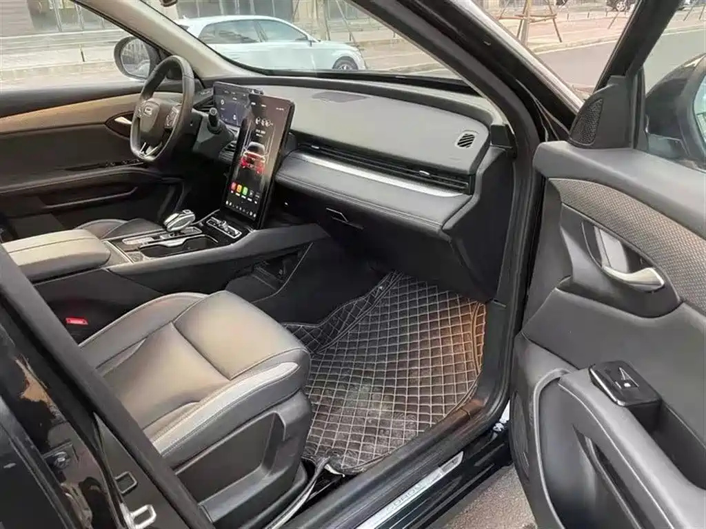 QOROS 7 2020
