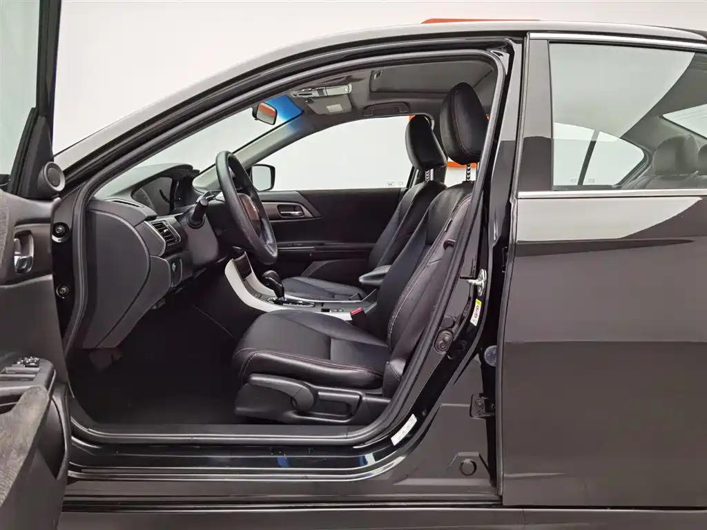 HONDA ACCORD 2015