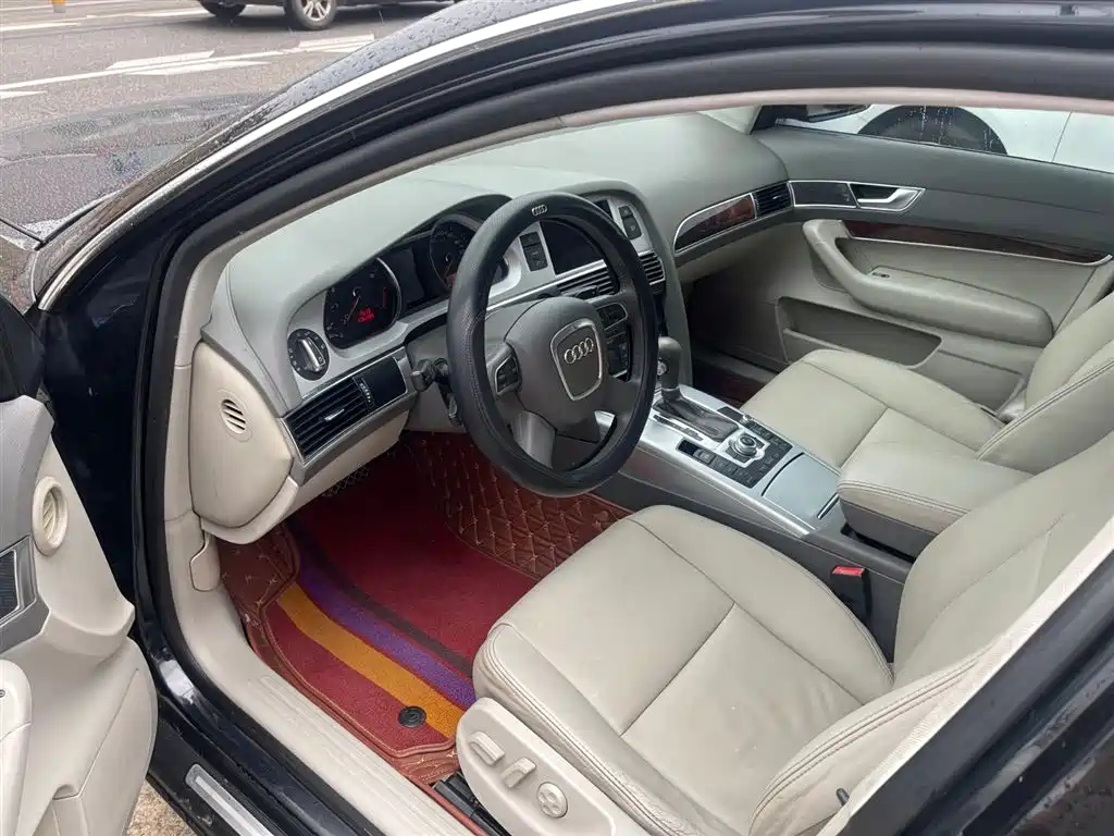 AUDI A6L 2010