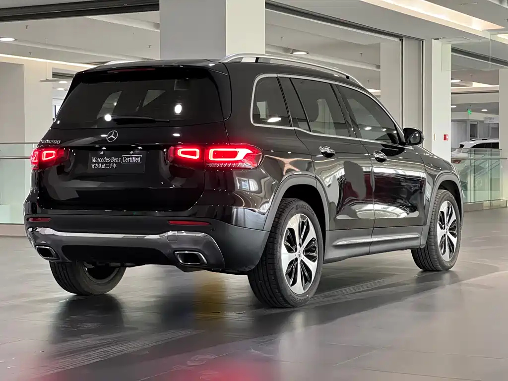 MERCEDES BENZ GLB 2022