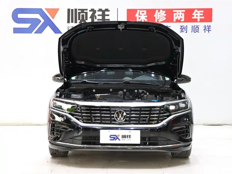 VOLKSWAGEN PASSAT 2022