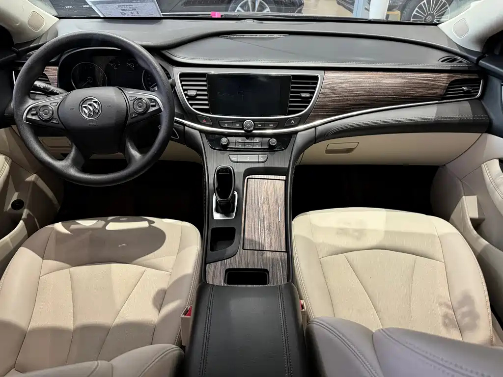 BUICK LACROSSE 2020