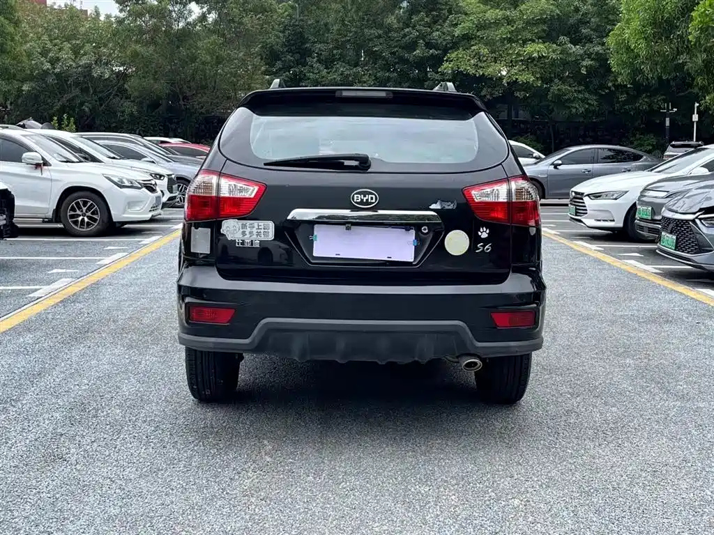 BYD S6 2015