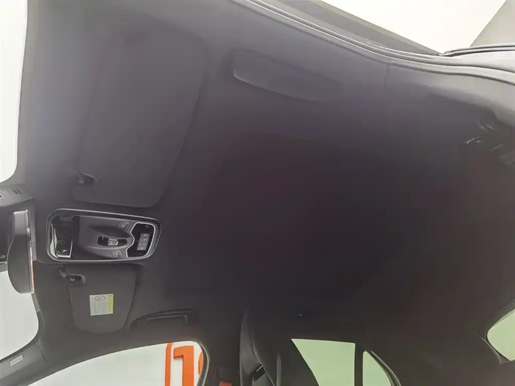 LYNK&CO 02 HATCHBACK 2022