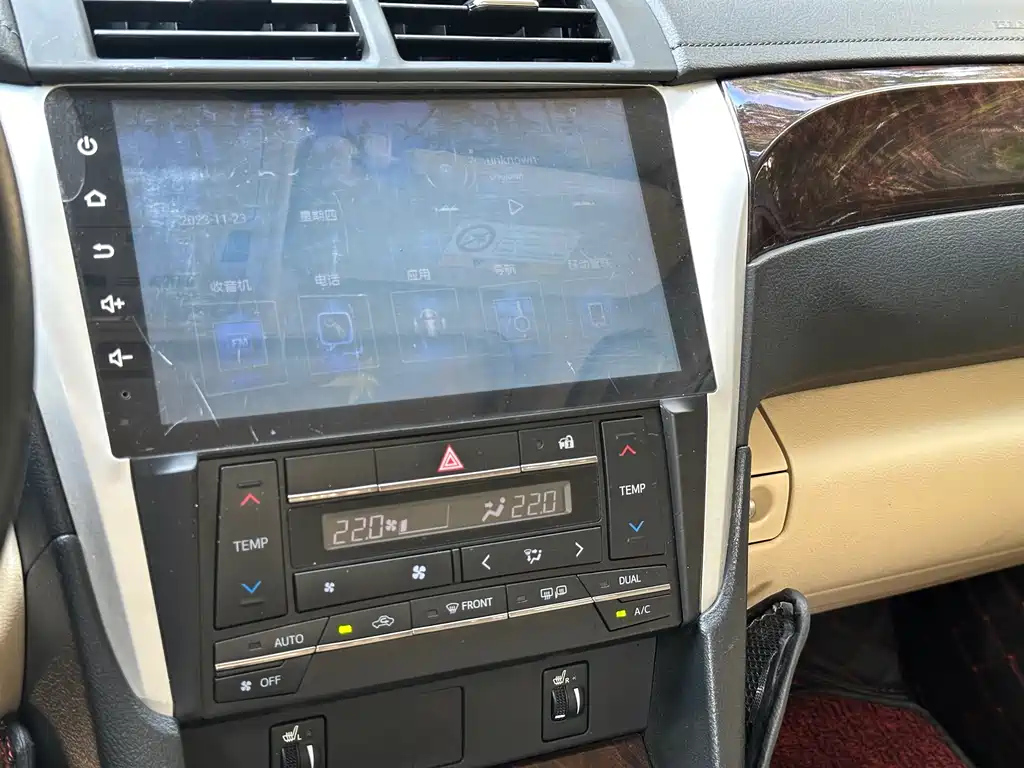 TOYOTA CAMRY 2016