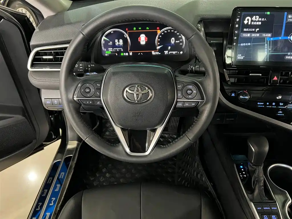 TOYOTA CAMRY 2022