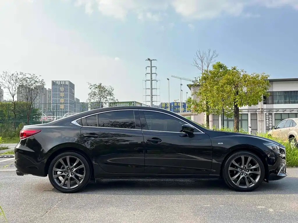 MAZDA ATENZA 2018