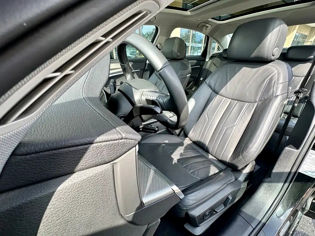 AUDI A6L 2021