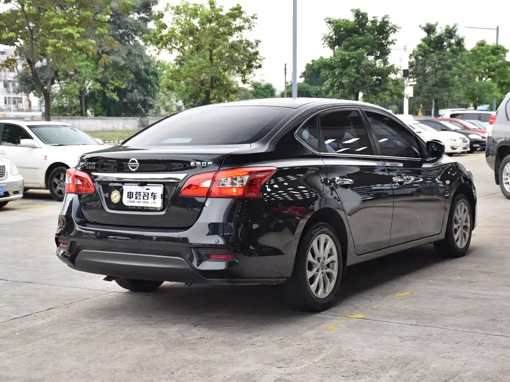 NISSAN SYLPHY 2022
