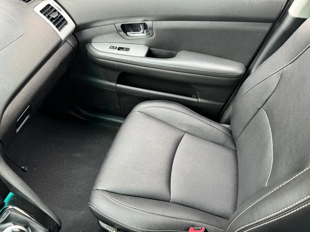 BYD S6 2014
