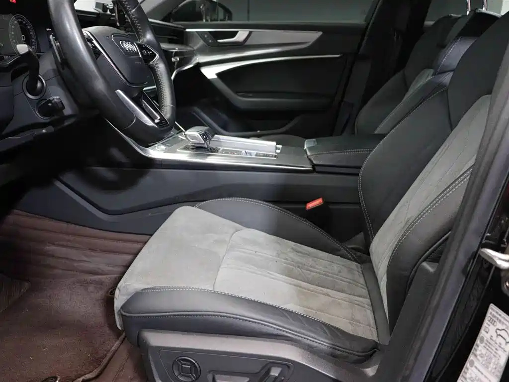 AUDI A6L 2020