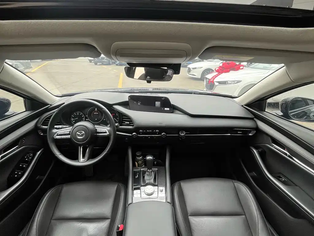 MAZDA 3 AXELA 2022