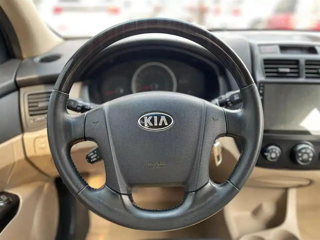 KIA SPORTAGE 2015