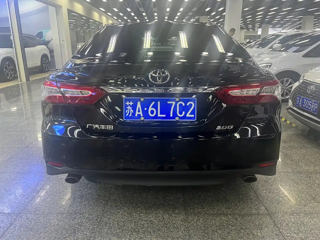 TOYOTA CAMRY 2020