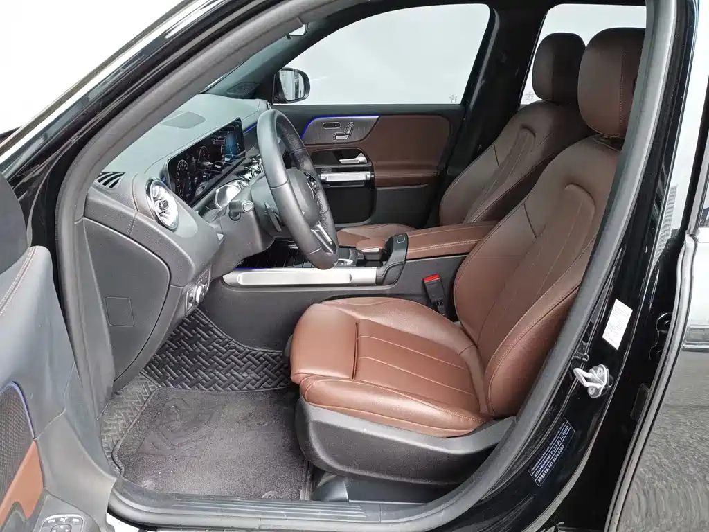 MERCEDES BENZ GLB 2022