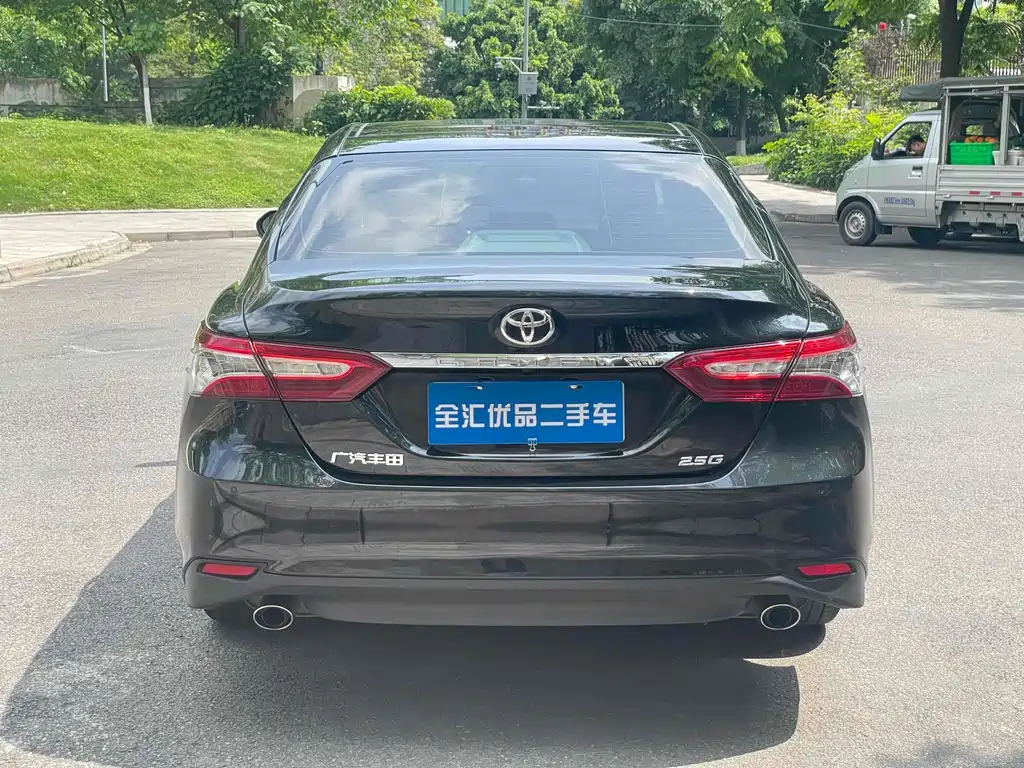 TOYOTA CAMRY 2020