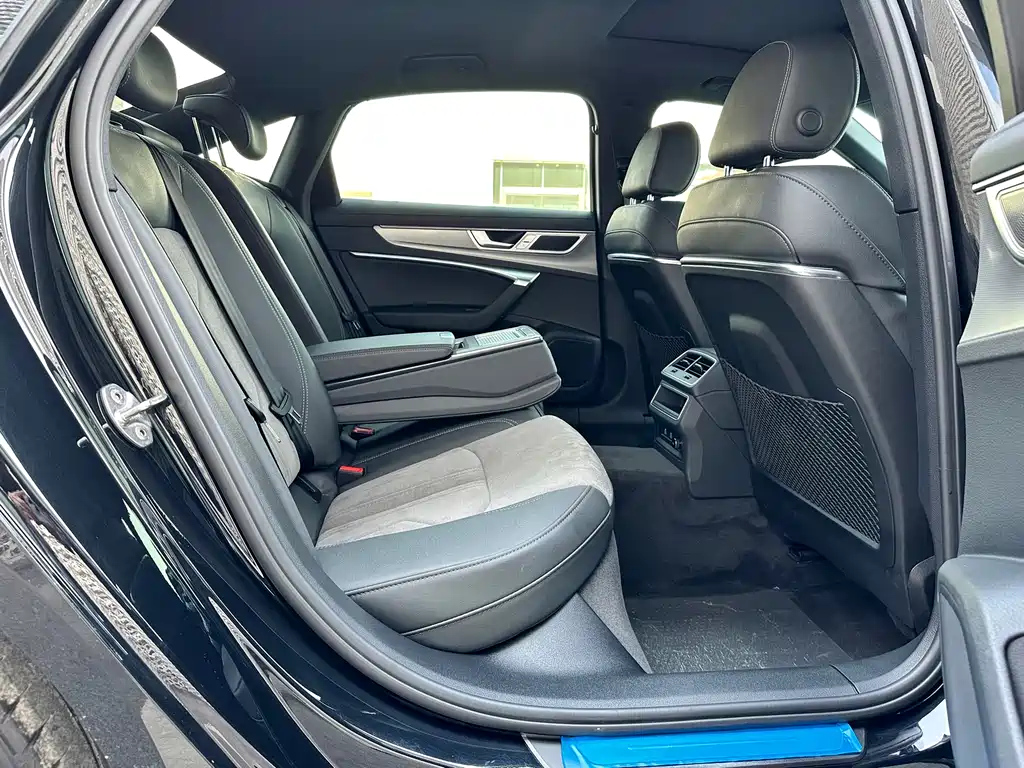 AUDI A6L 2023