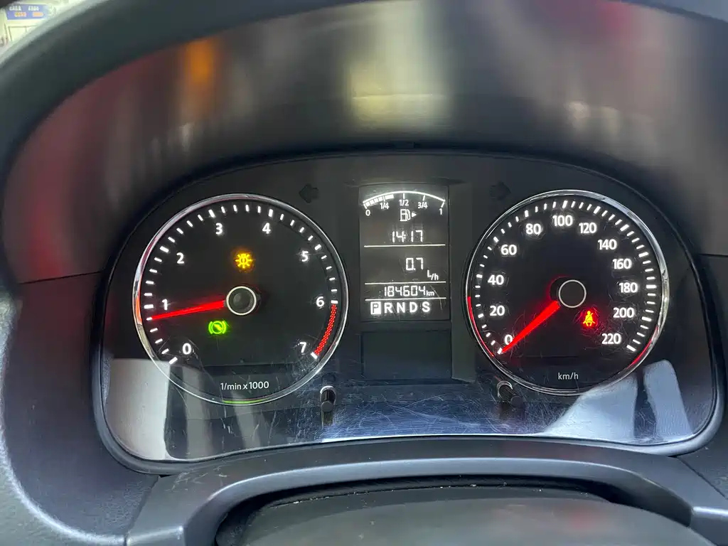VOLKSWAGEN LAVIDA 2010