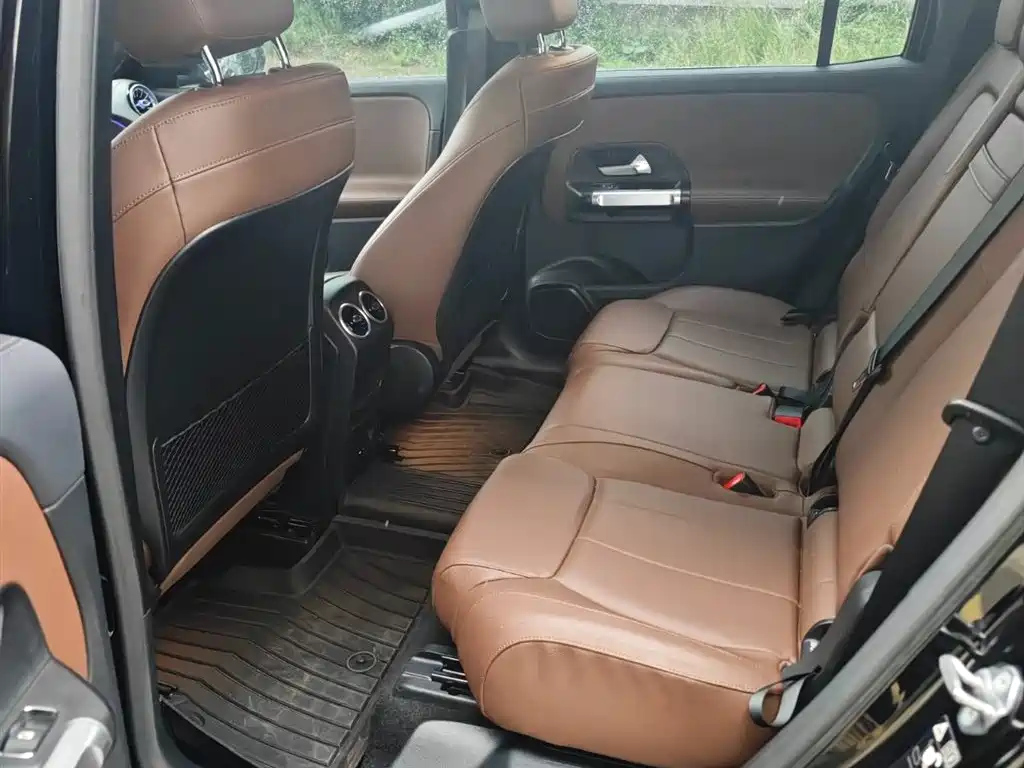 MERCEDES BENZ GLB 2021