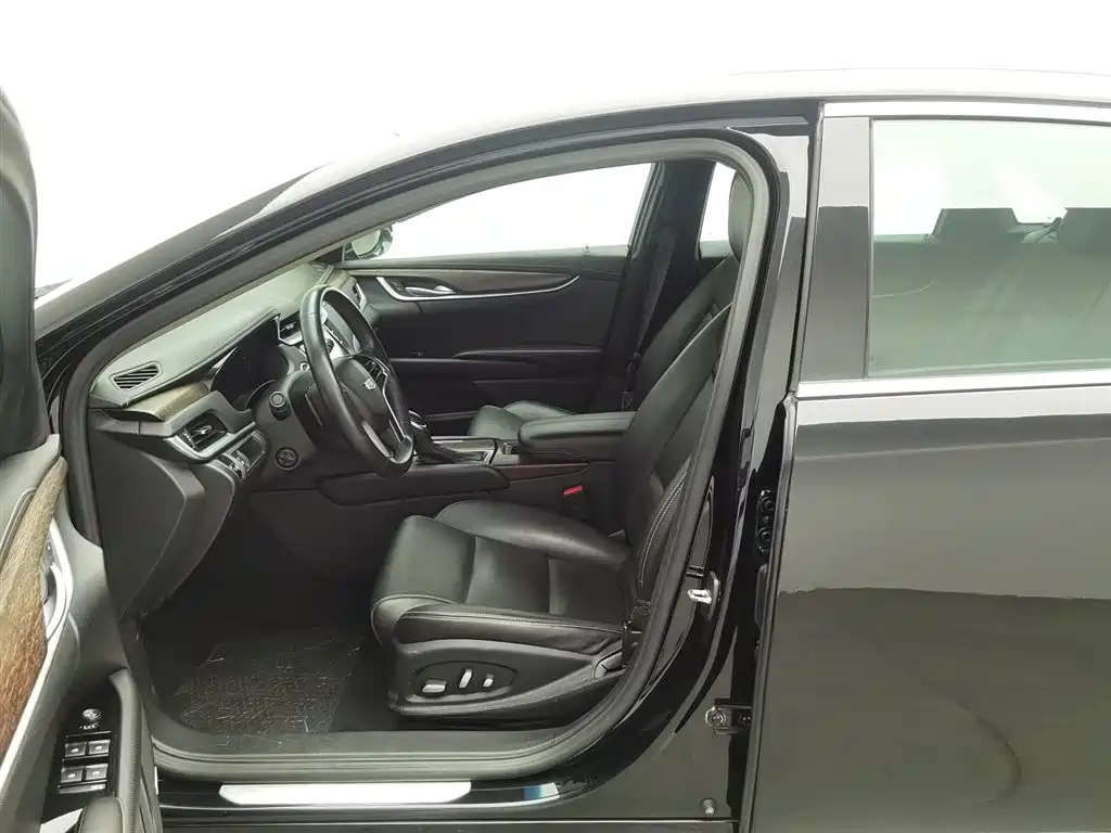 CADILLAC XTS 2018