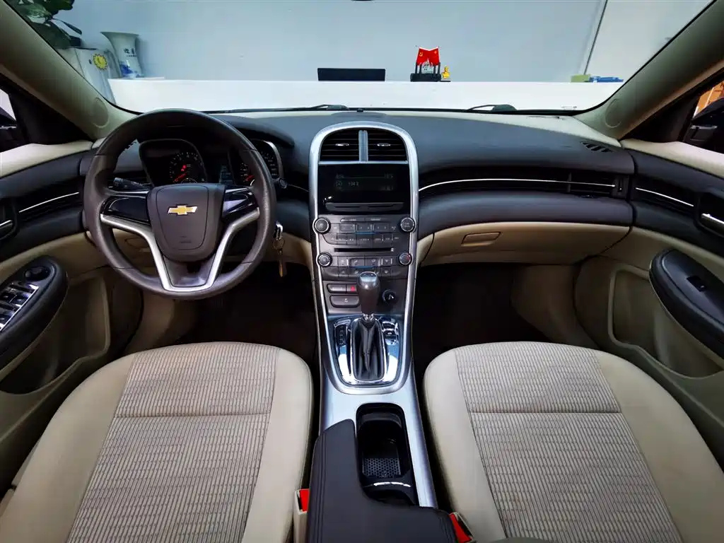 CHEVROLET MALIBU 2015
