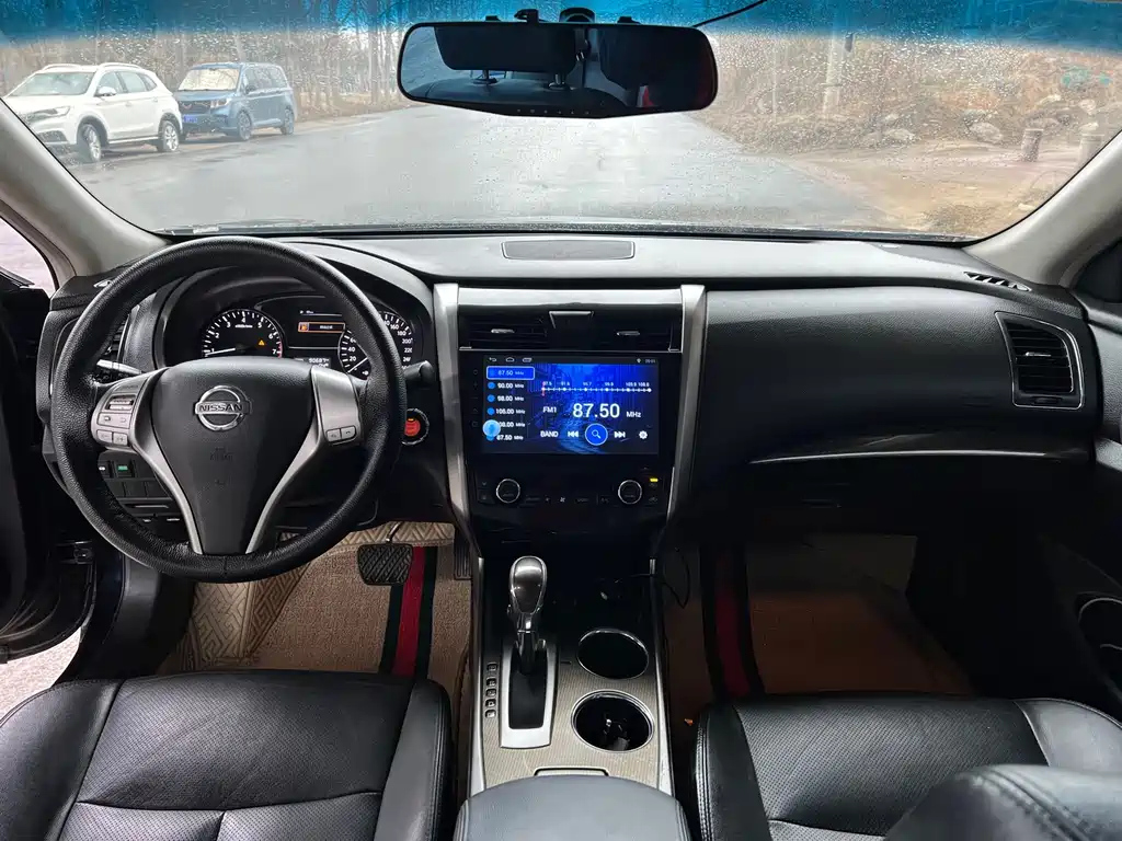 NISSAN TEANA 2016