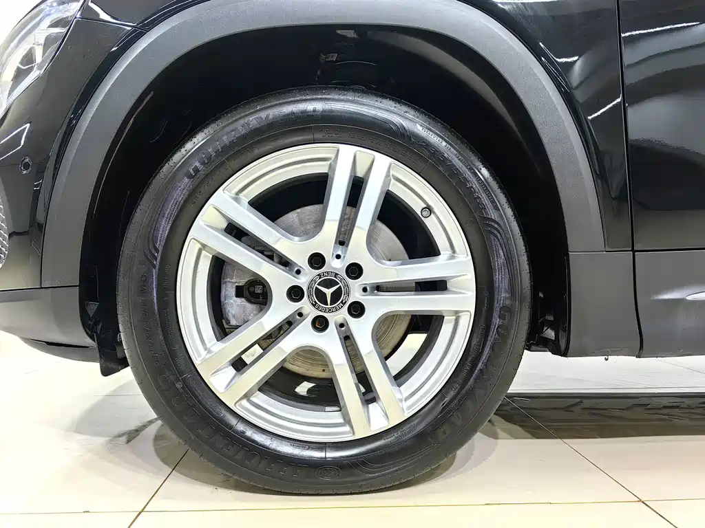 MERCEDES BENZ GLB 2022