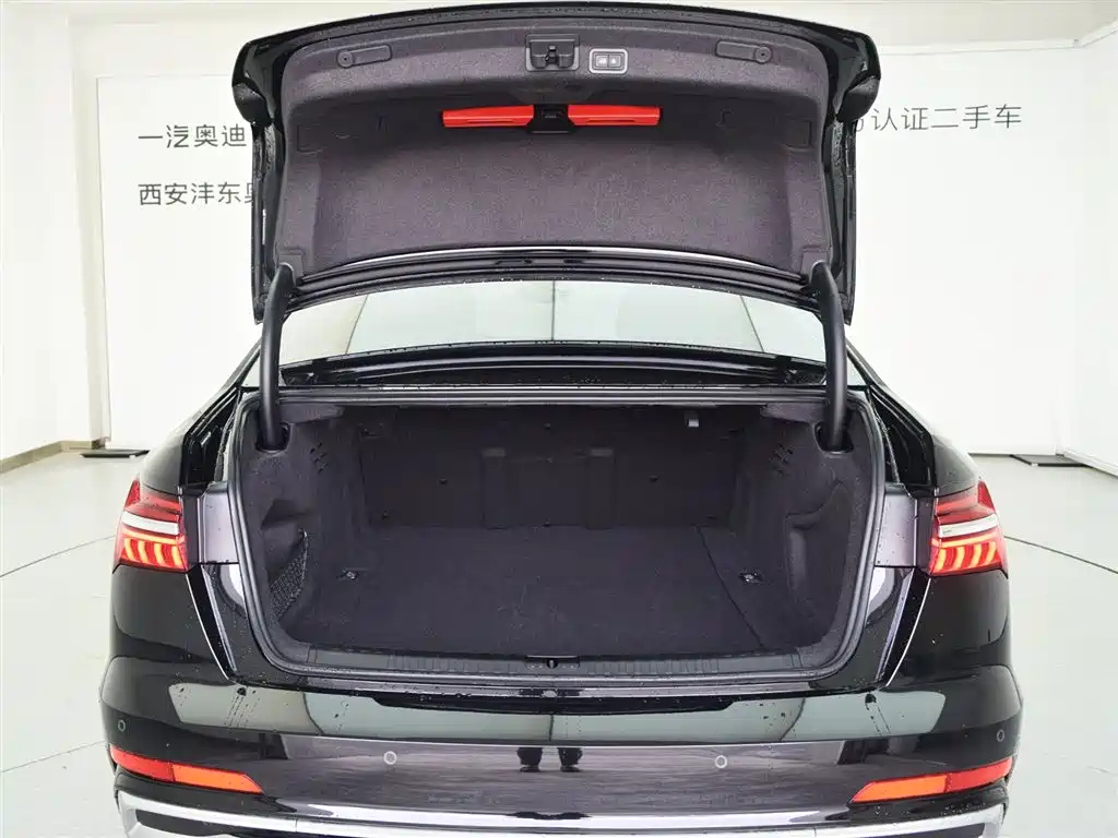 AUDI A6L 2023