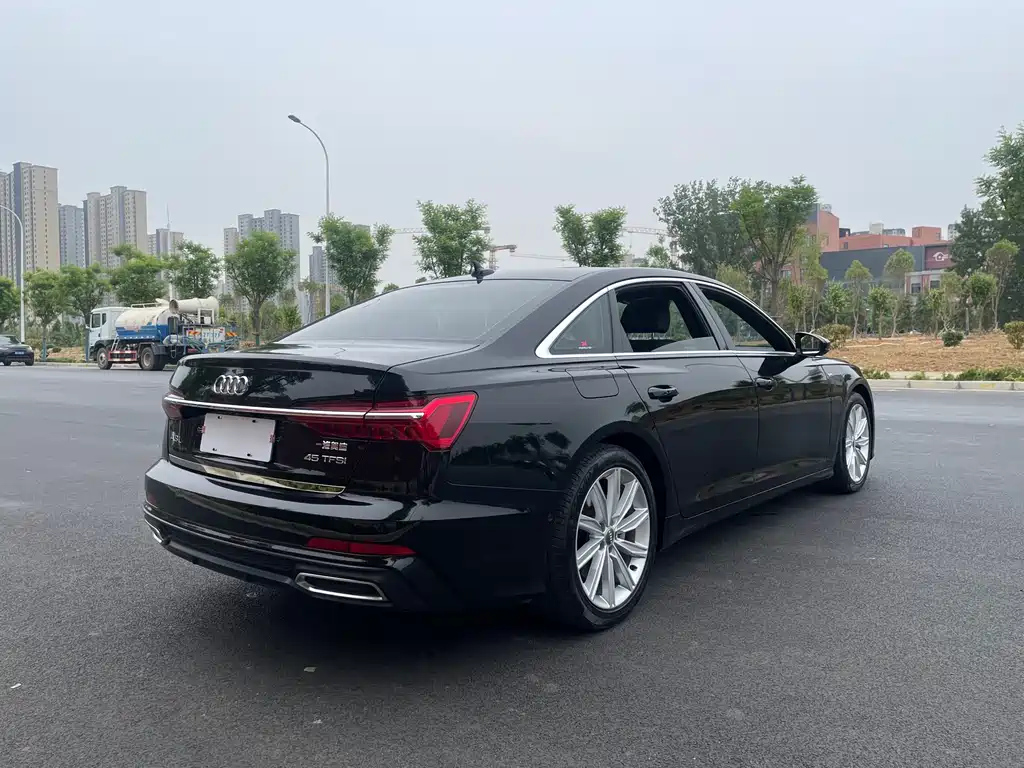 AUDI A6L 2021