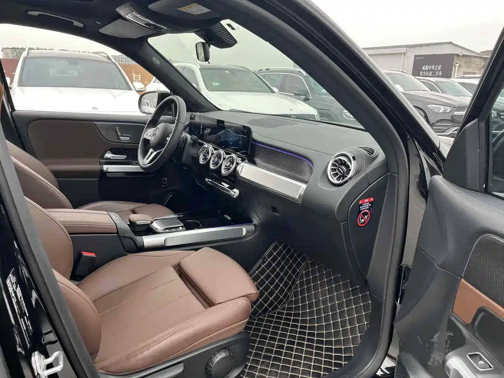 MERCEDES BENZ GLB 2022