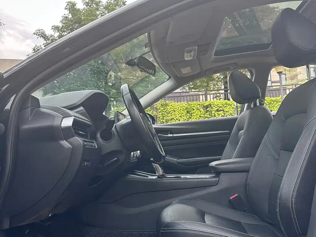 NISSAN TEANA 2019
