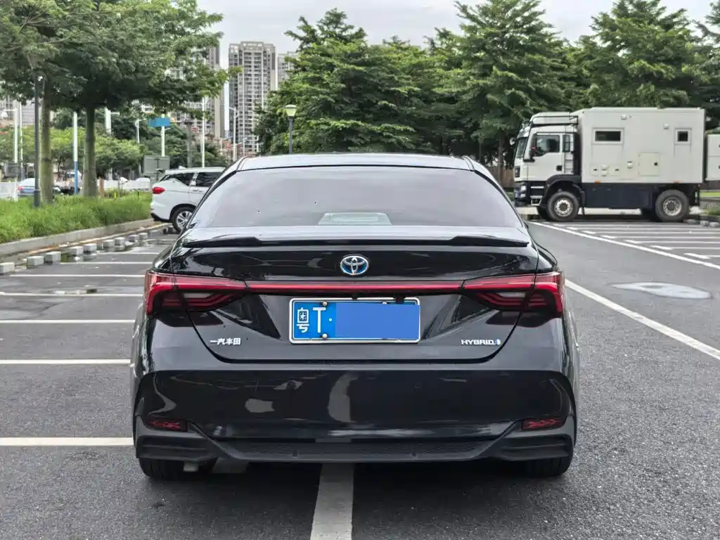 TOYOTA AVALON 2019