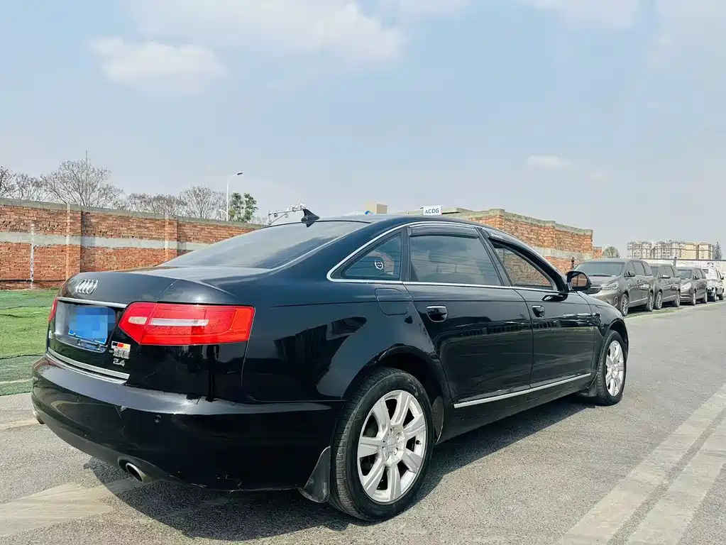 AUDI A6L 2011