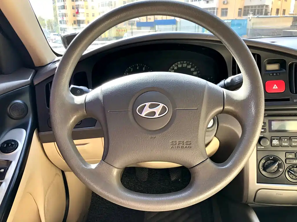 HYUNDAI ELANTRA 2009