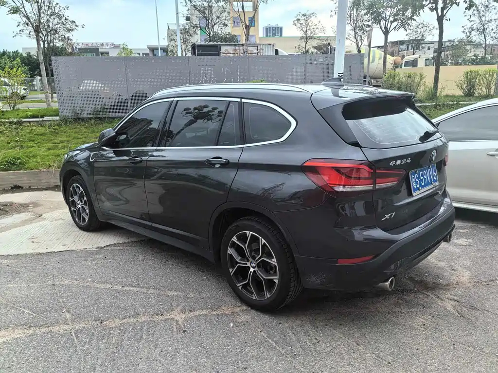 BMW X1 2021