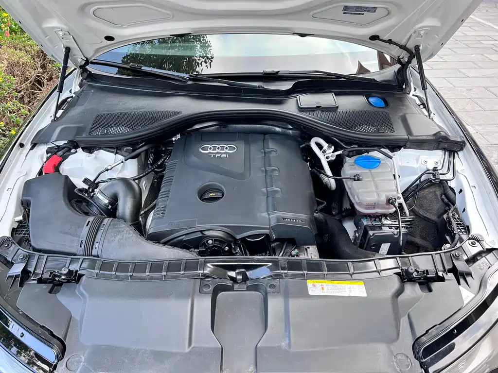 AUDI A6L 2014