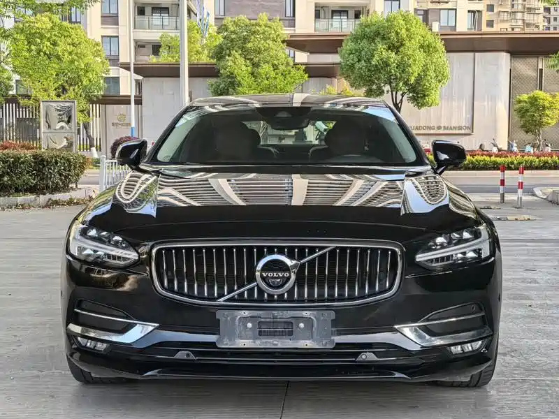 VOLVO S90 2020