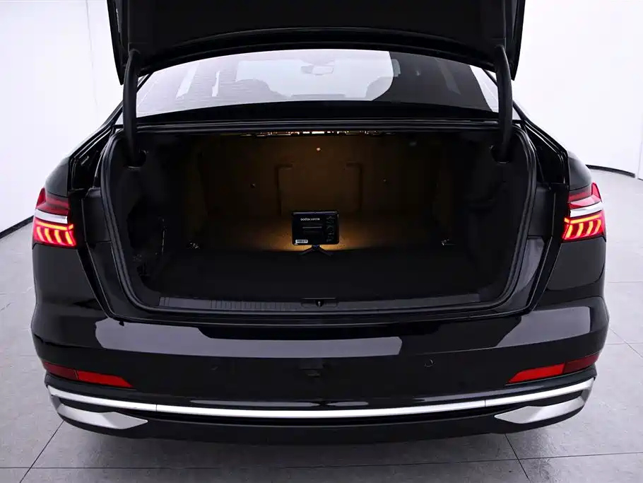 AUDI A6L 2023