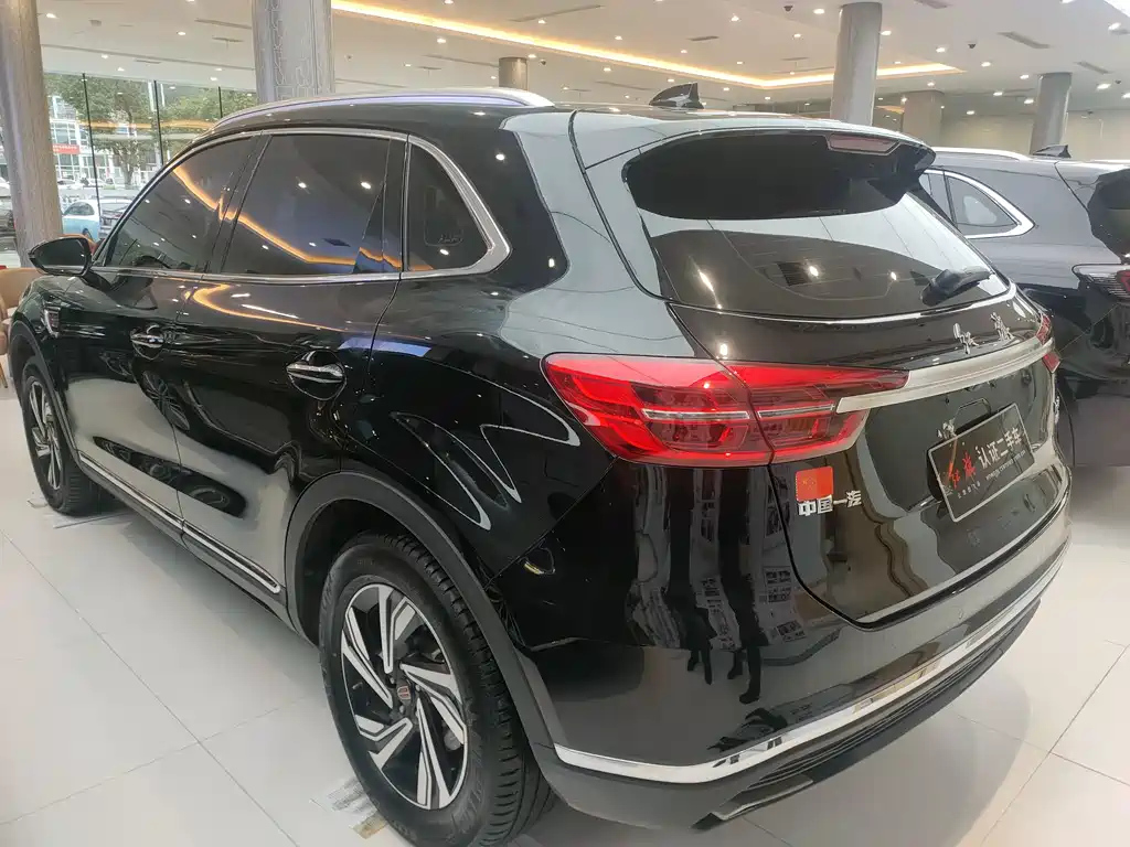 HONGQI HS5 2022