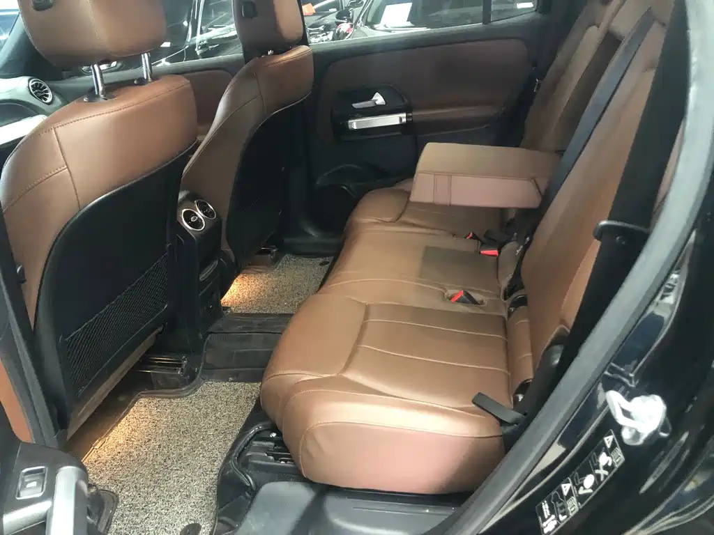 MERCEDES BENZ GLB 2022