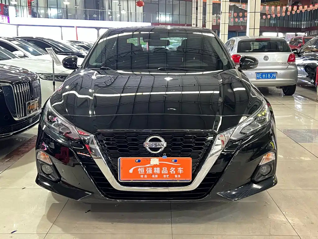 NISSAN TEANA 2021