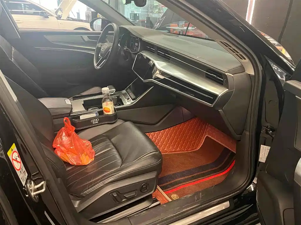 AUDI A6L 2020