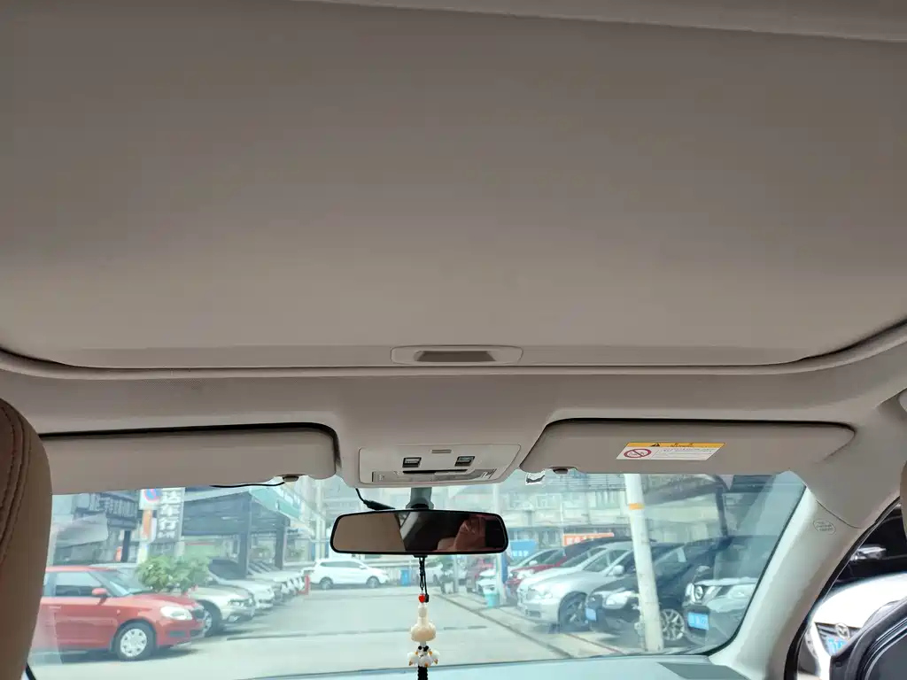 TOYOTA RAV4 RONGFANG 2015