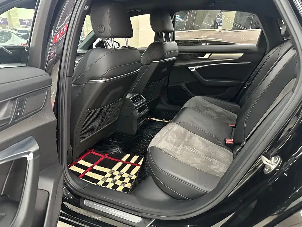 AUDI A6L 2021